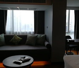 Legacy Suites Hotel Sukhumvit photo