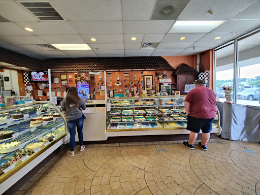 Pastry Shop «Wildewood Pastry Shop», reviews and photos, 23415 Three Notch Rd #2031, California, MD 20619, USA