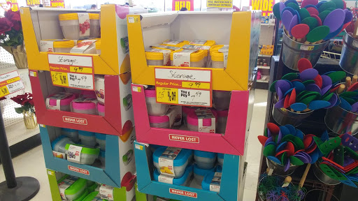 Shopping Mall «Sun-Vet Mall», reviews and photos, 5801 Sunrise Hwy, Holbrook, NY 11741, USA