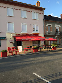 Photos du propriétaire du Restaurant français Les Platanes à Bessay-sur-Allier - n°1