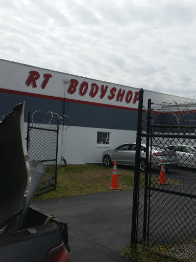 Auto Body Shop «R T Body Shop», reviews and photos, 7615 Merritt St, Norfolk, VA 23513, USA