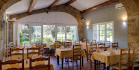 Atmosphère du Restaurant français Auberge du grand chêne de Sillans à Sillans-la-Cascade - n°18