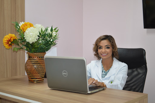 Dra. Crisitiane Lopes - Nutróloga CRM 3870 RQE 4810
