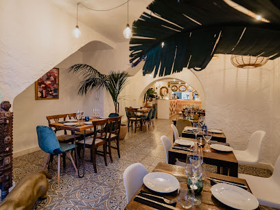 Es Verro Restaurante - Carrer Ample, 21, 07820 Sant Antoni de Portmany, Illes Balears, Spain