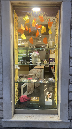 OPTIKA BELJAN - Optičar