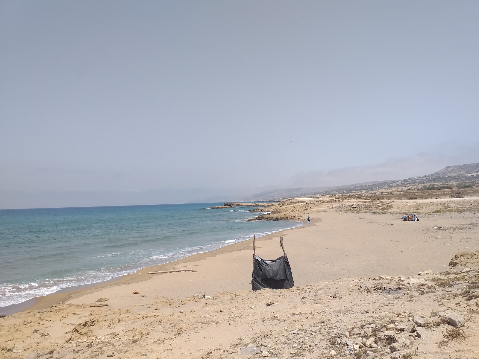 Foto av Playa Los Piratos med rak strand