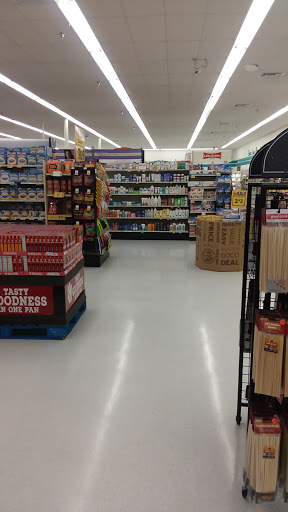 Grocery Store «Food Lion», reviews and photos, 558 W Main St, Stanley, VA 22851, USA