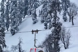 Gulmarg Skiing image
