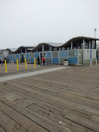 Pet Supply Store «Unleashed by Petco», reviews and photos, 1402 Wilshire Blvd, Santa Monica, CA 90403, USA