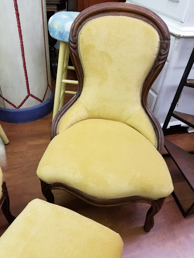 Thrift Store «Taste and See Thrift/Antiques», reviews and photos, 720 NY-25A, Rocky Point, NY 11778, USA