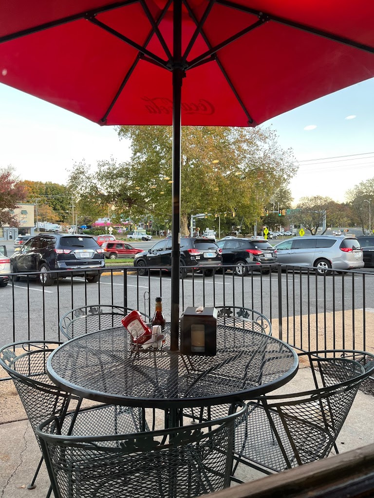 Foster's Grille 20186