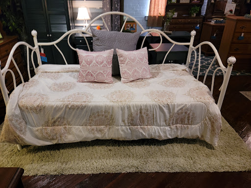 Used Furniture Store «Hometown Refurnishing», reviews and photos, 24 E Main St, Ephrata, PA 17522, USA