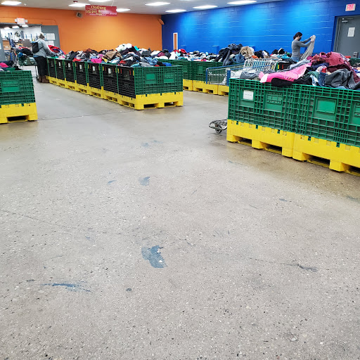 Thrift Store «St. Vincent de Paul Dig & Save Outlet», reviews and photos, 1900 S Park St, Madison, WI 53713, USA