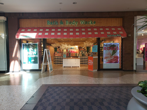 Beauty Supply Store «Bath & Body Works», reviews and photos, 6036 Sunrise Mall Rd, Citrus Heights, CA 95610, USA