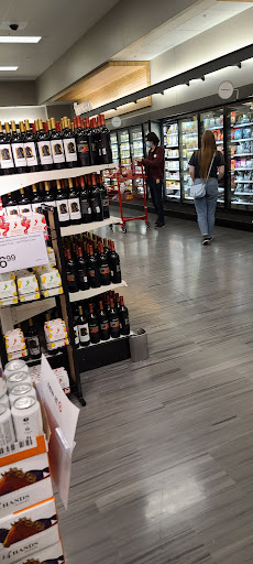 Department Store «Target», reviews and photos, 2747 Gulf to Bay Blvd, Clearwater, FL 33759, USA