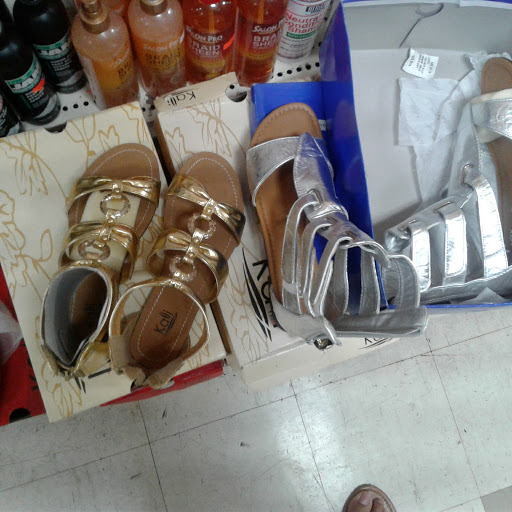 Beauty Supply Store «Hair Design Beauty Supply», reviews and photos, 2525 Gilbert Ave, Cincinnati, OH 45206, USA