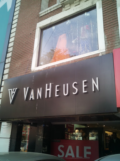 Van Heusen Exclusive Store