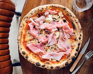 Photo n°31 de Pizzou Pigalle à Paris ()