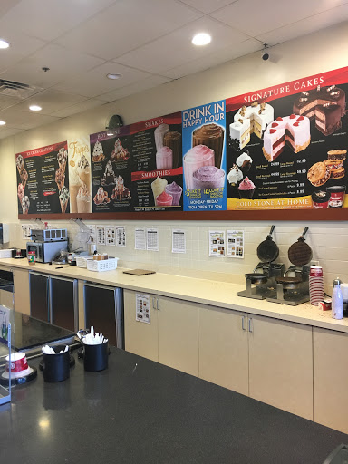 Ice Cream Shop «Cold Stone Creamery», reviews and photos, 490 S Broad St, Meriden, CT 06450, USA