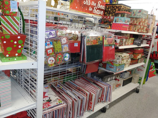 Clothing Store «Ross Dress for Less», reviews and photos, 2483 Naglee Rd, Tracy, CA 95304, USA