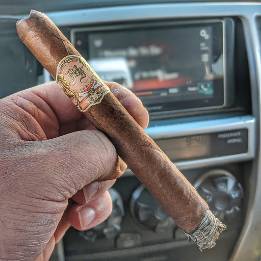 Tobacco Shop «The Stash Smoke Shop Ltd», reviews and photos, 17411 SE McLoughlin Blvd, Milwaukie, OR 97267, USA