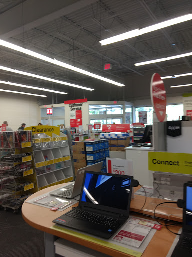 Office Supply Store «Staples», reviews and photos, 24 Maxwell Dr, Clifton Park, NY 12065, USA