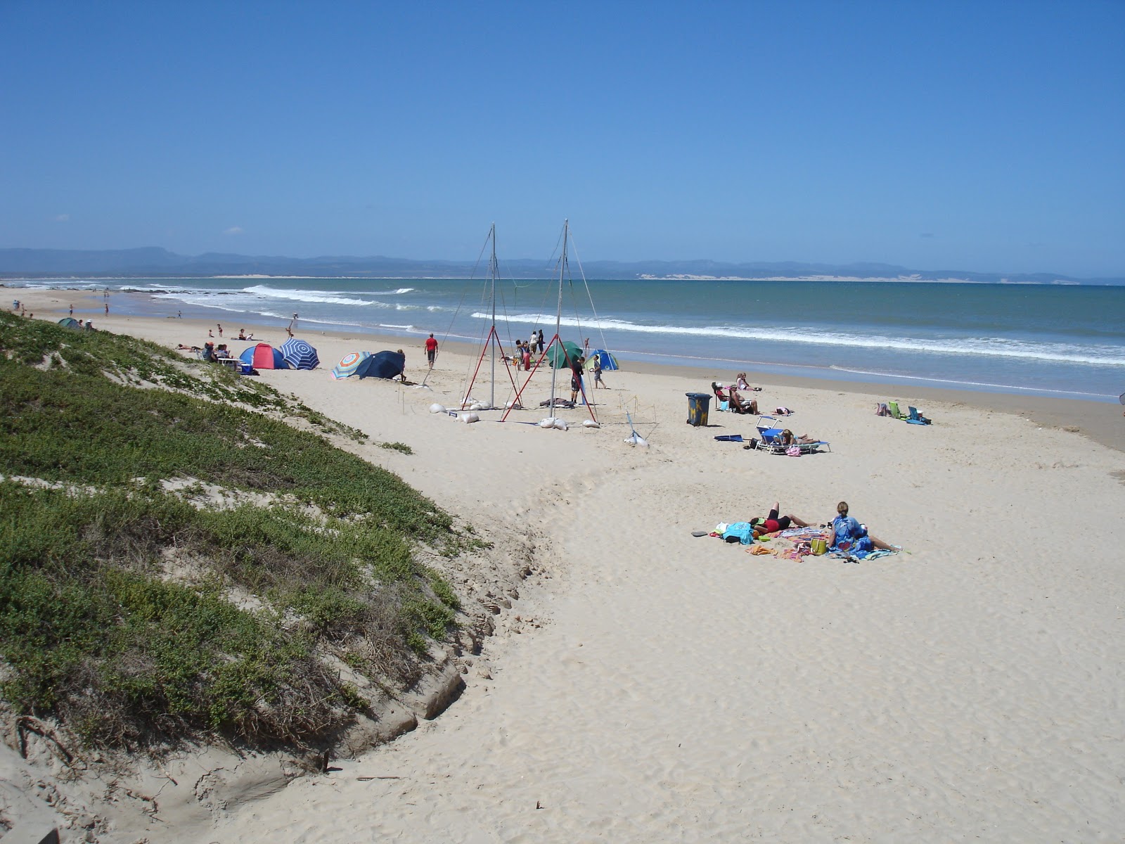 Valokuva Jeffreys Bay beachista. sisältäen pitkä suora