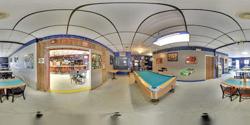 Bowling Alley «Anamosa Bowling Center Inc», reviews and photos, 117 N Ford St, Anamosa, IA 52205, USA