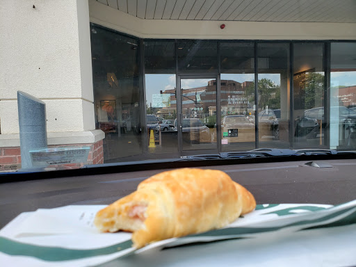Coffee Shop «Starbucks», reviews and photos, 84 Burlington Mall Road D, Burlington, MA 01803, USA