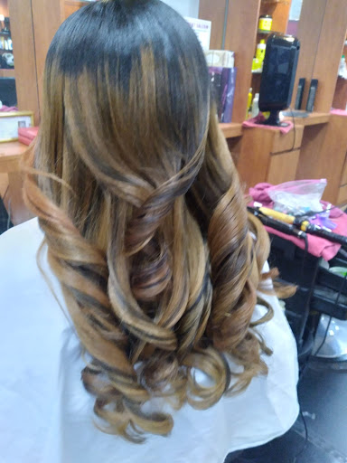 Beauty Salon «Melania Hair Design Dominican Salon», reviews and photos, 2221 Defense Hwy, Crofton, MD 21114, USA