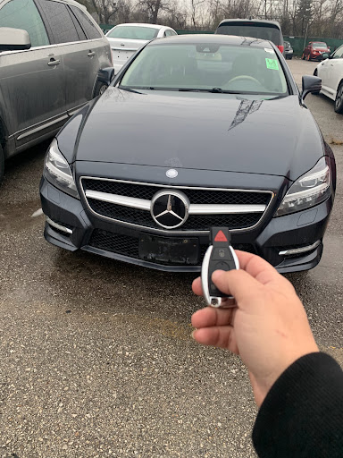 Locksmith «R.O.N Locksmith», reviews and photos, 644 W Addison St, Chicago, IL 60613, USA