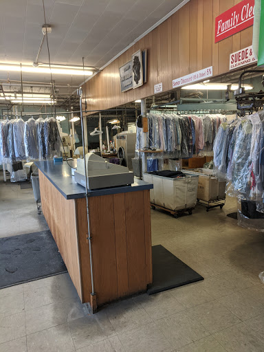Dry Cleaner «Burnham Dry Cleaners», reviews and photos, 76 Lincoln St, Exeter, NH 03833, USA