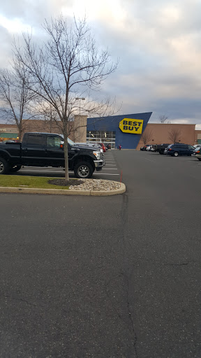 Electronics Store «Best Buy», reviews and photos, 646 N West End Blvd, Quakertown, PA 18951, USA