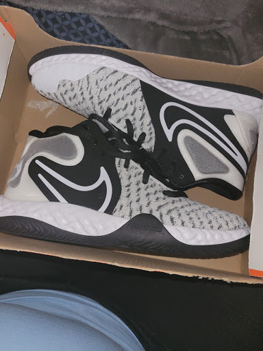 Clothing Store «Nike Clearance Store», reviews and photos, 250 E Palm Dr #185, Florida City, FL 33034, USA