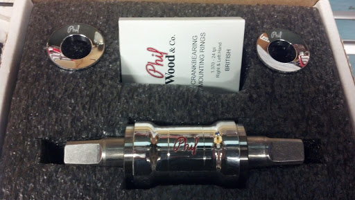 Bicycle Store «2 Bici Bicycle Shop», reviews and photos, 8695 Archer Ave, Willow Springs, IL 60480, USA