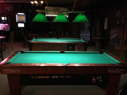 Sports Bar «Hometown Lanes & Sports Bar», reviews and photos, 209 W Main St, Plano, IL 60545, USA