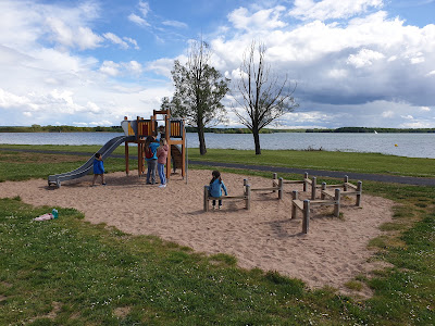 Aire de jeux à proximité de la brasserie du port à Nonsard-Lamarche