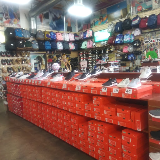 Shoe Store «Shoe City - Santa Ana», reviews and photos, 605 S Harbor Blvd, Santa Ana, CA 92704, USA