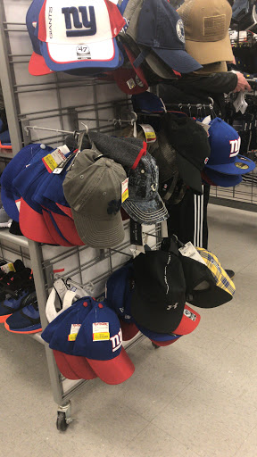 Department Store «T.J. Maxx», reviews and photos, 68 Frontage Rd, East Haven, CT 06512, USA