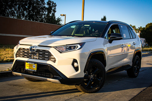 Toyota Dealer «Toyota 101», reviews and photos, 525 E Bayshore Rd, Redwood City, CA 94063, USA