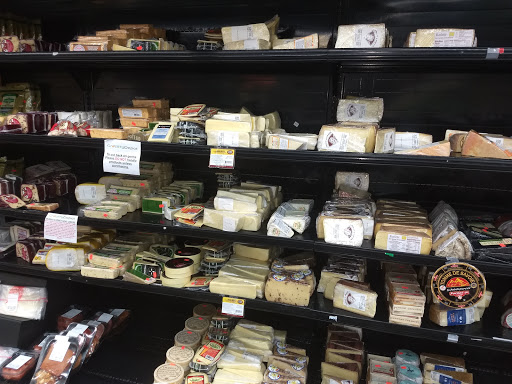 Grocery Store «Grocery Depot», reviews and photos, 2206 Santiam Hwy SE, Albany, OR 97322, USA