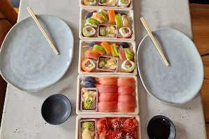 YUSHU- Sushi, Momo's & more image
