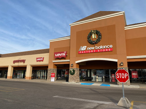 Shopping Mall «Birch Run Premium Outlets», reviews and photos, 12240 S Beyer Rd, Birch Run, MI 48415, USA