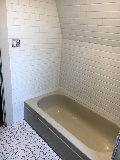 AAA Bathtub Refinishing