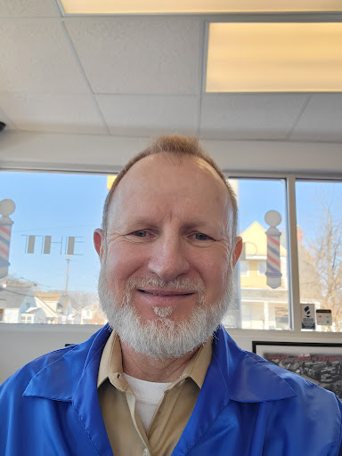 Hair Salon «Whiskers Family Hair Care», reviews and photos, 1002 Leonard St NW, Grand Rapids, MI 49504, USA