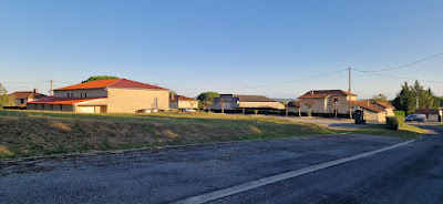 Mairie à Sauviac