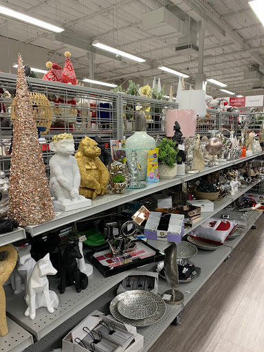 Clothing Store «Burlington Coat Factory», reviews and photos, 17500 Southcenter Pkwy, Tukwila, WA 98188, USA