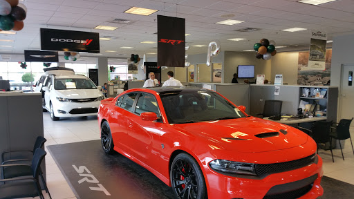 Car Dealer «Southfield Chrysler Dodge Jeep Ram», reviews and photos, 28100 Telegraph Rd, Southfield, MI 48034, USA