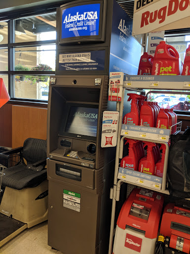 Grocery Store «Quality Food Center», reviews and photos, 6940 Coal Creek Pkwy SE, Newcastle, WA 98059, USA