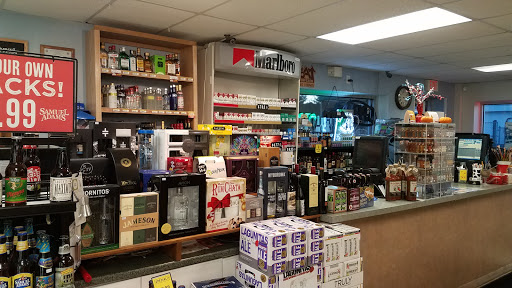 Wine Store «Madden Beverage», reviews and photos, 335 North St, Saco, ME 04072, USA